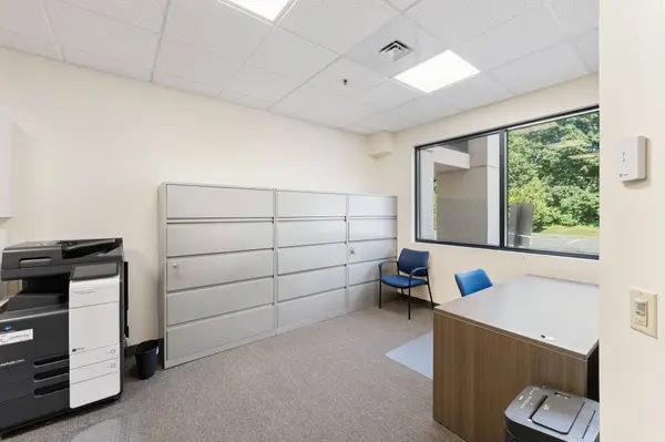 265 Benton Dr #106, East Longmeadow, MA 01028