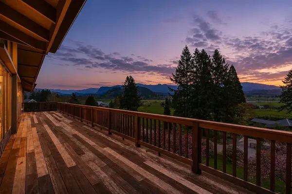 Is This the Best Enumclaw Home for Buyers Seeking a Private Primary Suite Retreat?