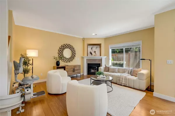 10700 SE 260th ST #E 104, Kent, WA 98030