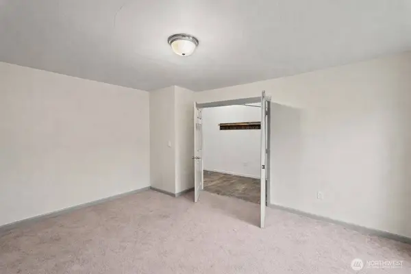 23210 188th ST E, Orting, WA 98360