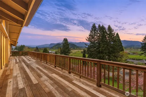 40215 278th AVE SE, Enumclaw, WA 98022