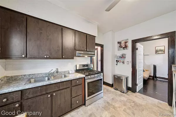 8792 Chamberlain Street, Detroit, MI 48209