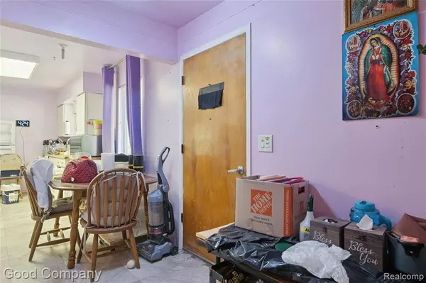 33187 Fraser Avenue, Fraser, MI 48026