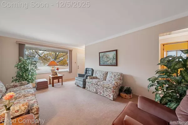 29659 Van Laan DR, Warren, MI 48092