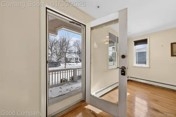 2795 Robina AVE, Berkley, MI 48072