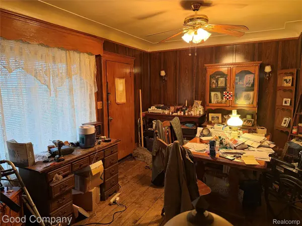 403 Maple ST, Wyandotte, MI 48192