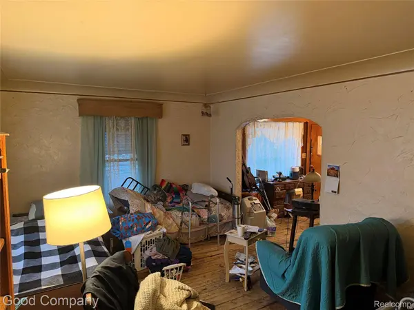 403 Maple ST, Wyandotte, MI 48192