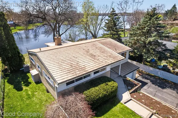 3463 Coseyburn RD, Waterford Charter Township, MI 48329