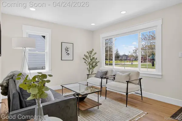 4336 Mandalay AVE, Royal Oak, MI 48073