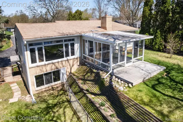 3463 Coseyburn RD, Waterford Charter Township, MI 48329