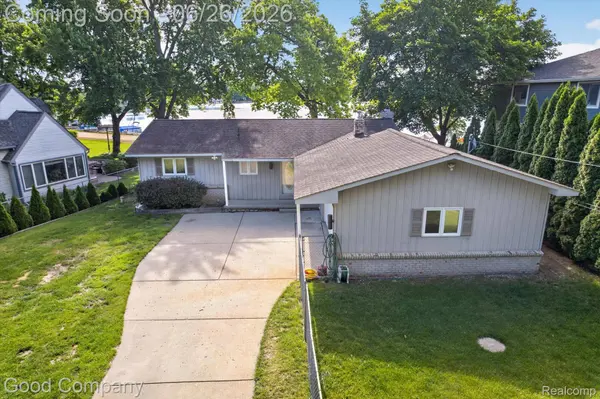 3161 Jackson BLVD, Highland Charter Township, MI 48356