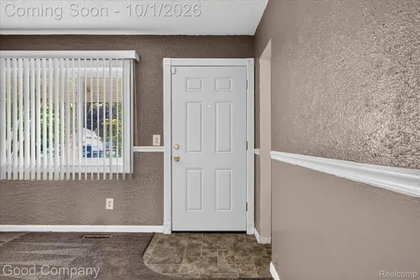 4176 Kingston ST, Dearborn Heights, MI 48125