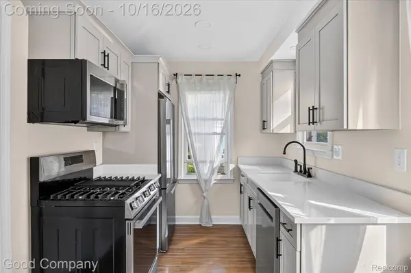 13968 Berwyn, Redford Charter Township, MI 48239
