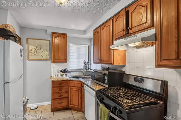 25827 Fordson HWY, Redford Charter Township, MI 48239