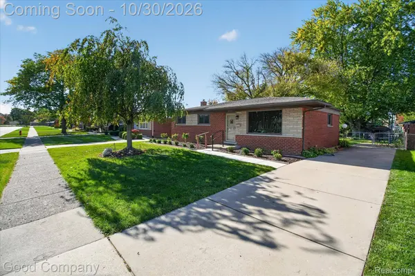 28421 Bradner DR, Warren, MI 48088