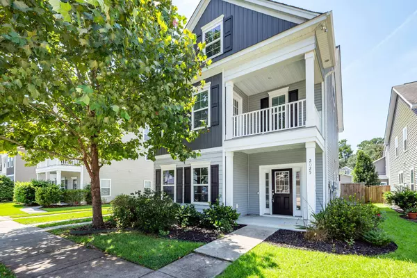 2025 Maybelles Ln, Charleston, SC 29414