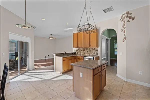 3331 MORELYN CREST CIR, Orlando, FL 32828