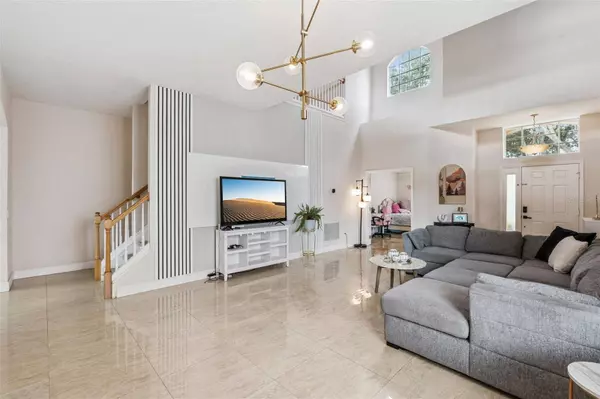 5212 SANTA ANA DR, Orlando, FL 32837