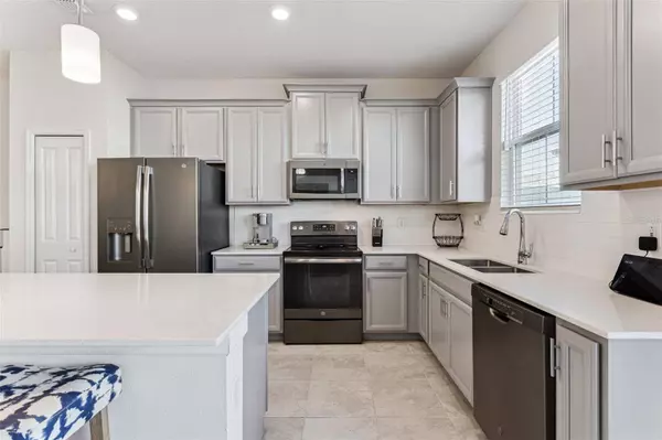 2933 SATIRE ST, Kissimmee, FL 34746