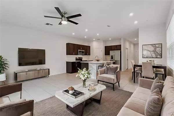 2137 CRYSTAL BELL ST, Orlando, FL 32824