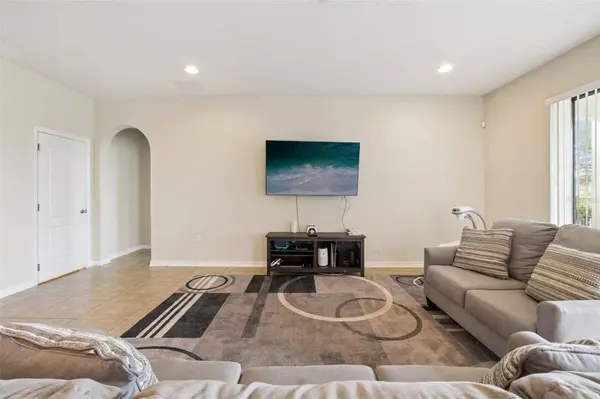 1005 FOUNTAIN COIN LOOP, Orlando, FL 32828