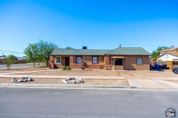 517 S H St, Imperial, CA 92251