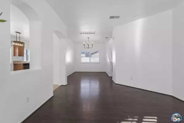 2427 O Hare Ct, Imperial, CA 92251