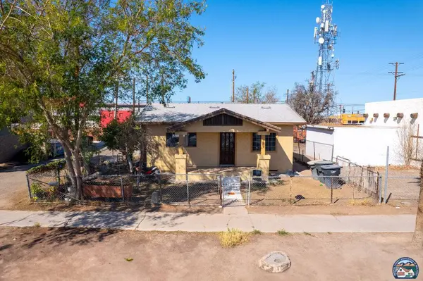631 Paulin Ave, Calexico, CA 92231