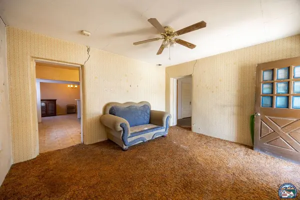 216 E 3rd St, Niland, CA 92257