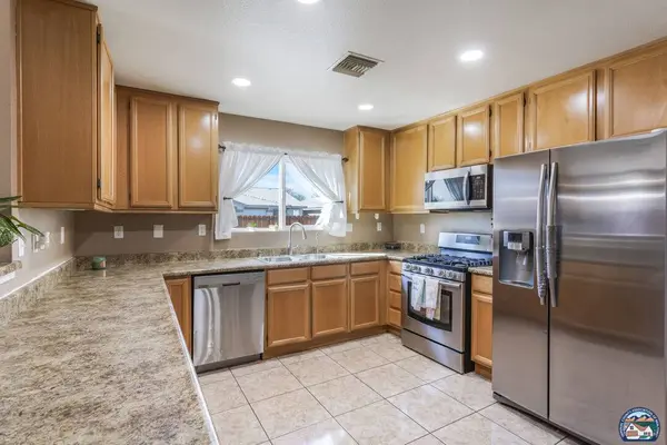 1140 Bloomfield St, Heber, CA 92249