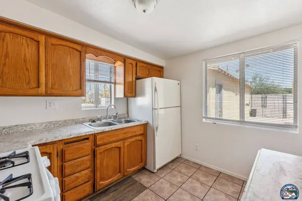 1053 Ea D St, Brawley, CA 92227