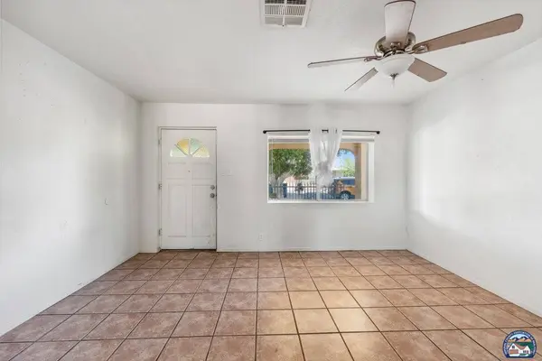 1053 Ea D St, Brawley, CA 92227