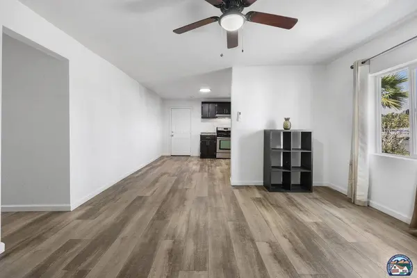 14 Grant St, Calexico, CA 92231