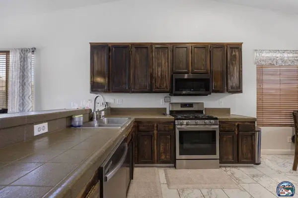 1061 Fieldview Ave, El Centro, CA 92243