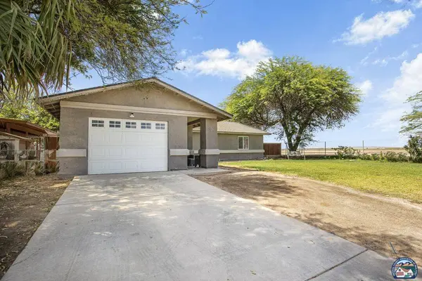 580 8th St, Westmorland, CA 92281