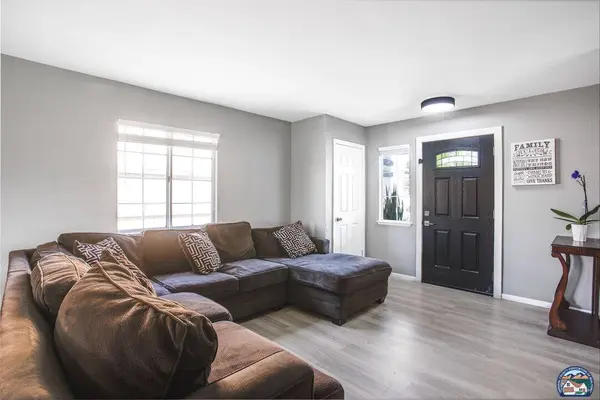 670 Sequoia St, Imperial, CA 92251