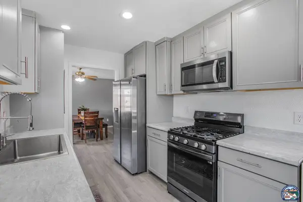 670 Sequoia St, Imperial, CA 92251
