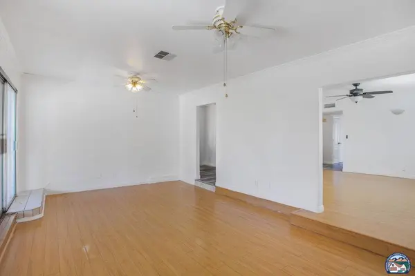 550 Taylor Pl, Calexico, CA 92231
