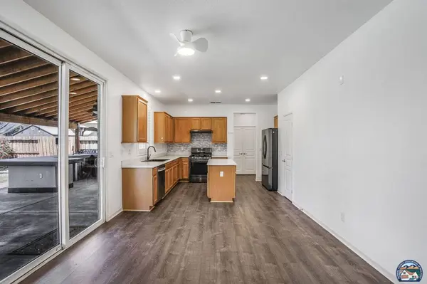 226 Robert J Porter Dr, El Centro, CA 92243
