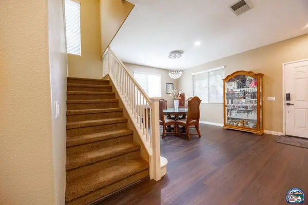 956 Palmview Ave, El Centro, CA 92243