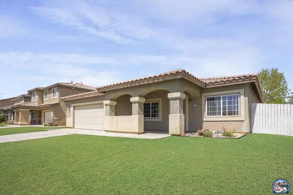 1802 Farmer Dr, El Centro, CA 92243