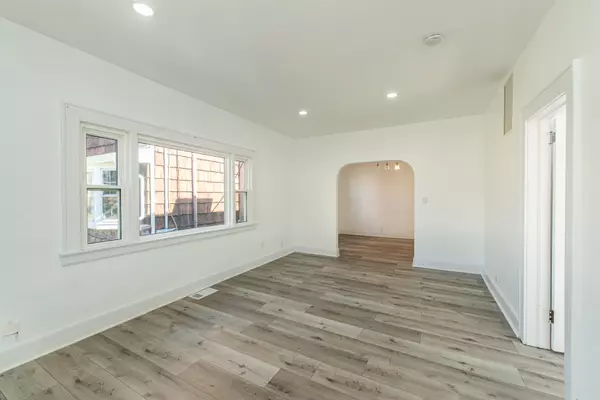 Haledon, NJ 07508-1636,16 Coolidge Pl