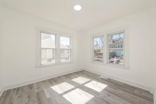 Haledon, NJ 07508-1636,16 Coolidge Pl