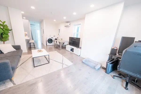 136 North St, Jersey City, NJ 07307-2551