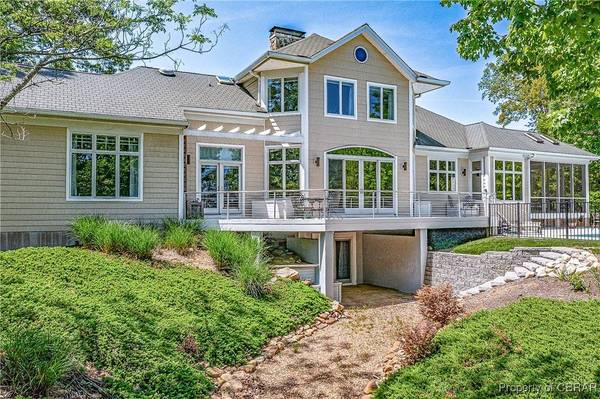 80 Oyster PT, White Stone, VA 22578