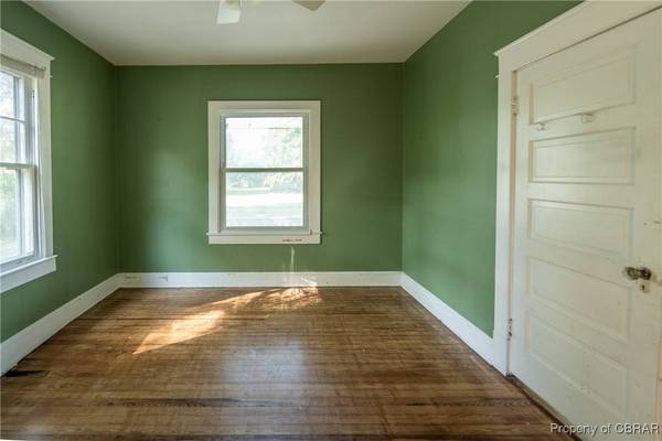 667 Chesapeake DR, White Stone, VA 22578