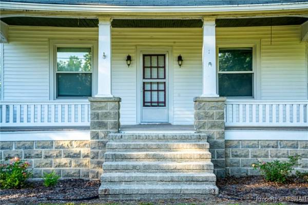 667 Chesapeake DR, White Stone, VA 22578