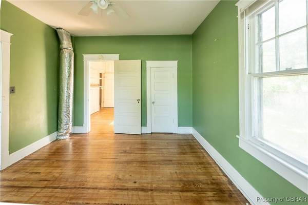 667 Chesapeake DR, White Stone, VA 22578