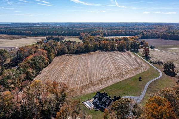 91A Balls Neck Road, Kilmarnock, VA 22482