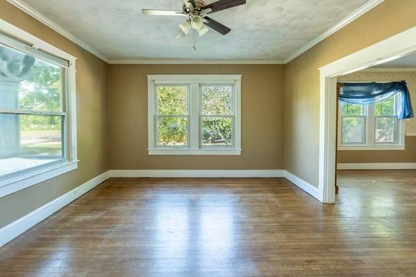 667 Chesapeake Drive, White Stone, VA 22578